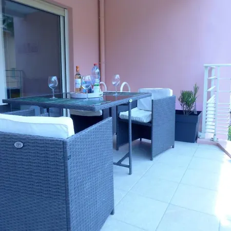 Mer, Plages, Piscine, Paysages Ydilliques:le Reve! تيول سور مير